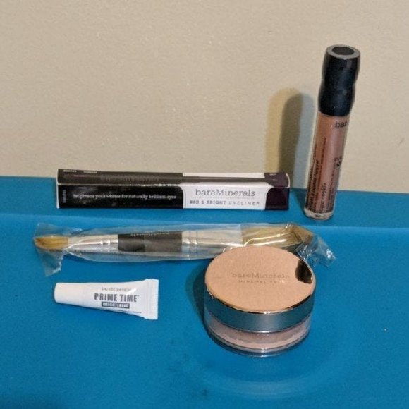 Bare Minerals makeup kit set bundle - Picture 3 of 4